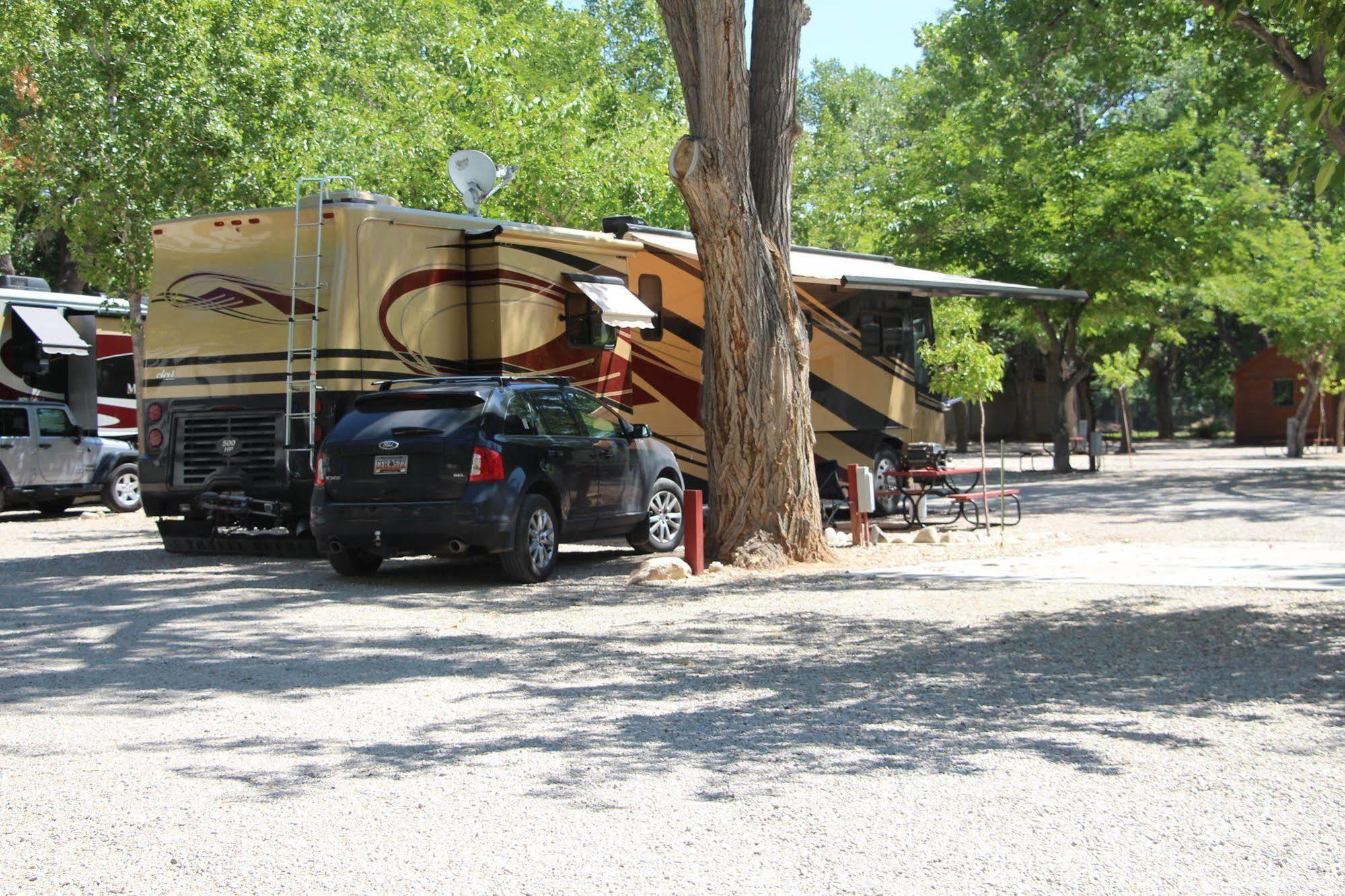 Hotel Sun Outdoors Moab Downtown Exterior foto